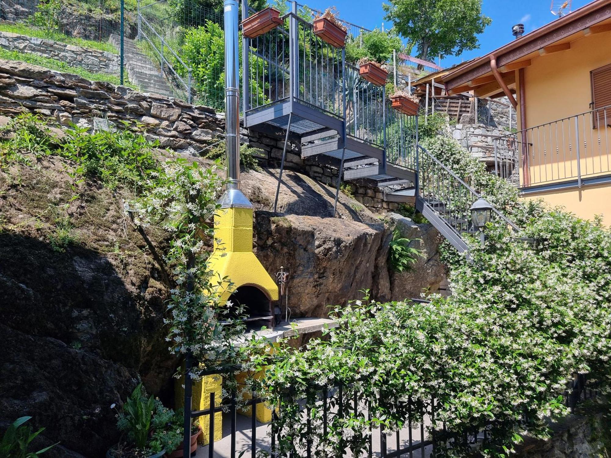 Casa Contadina Apartment Vercana ภายนอก รูปภาพ