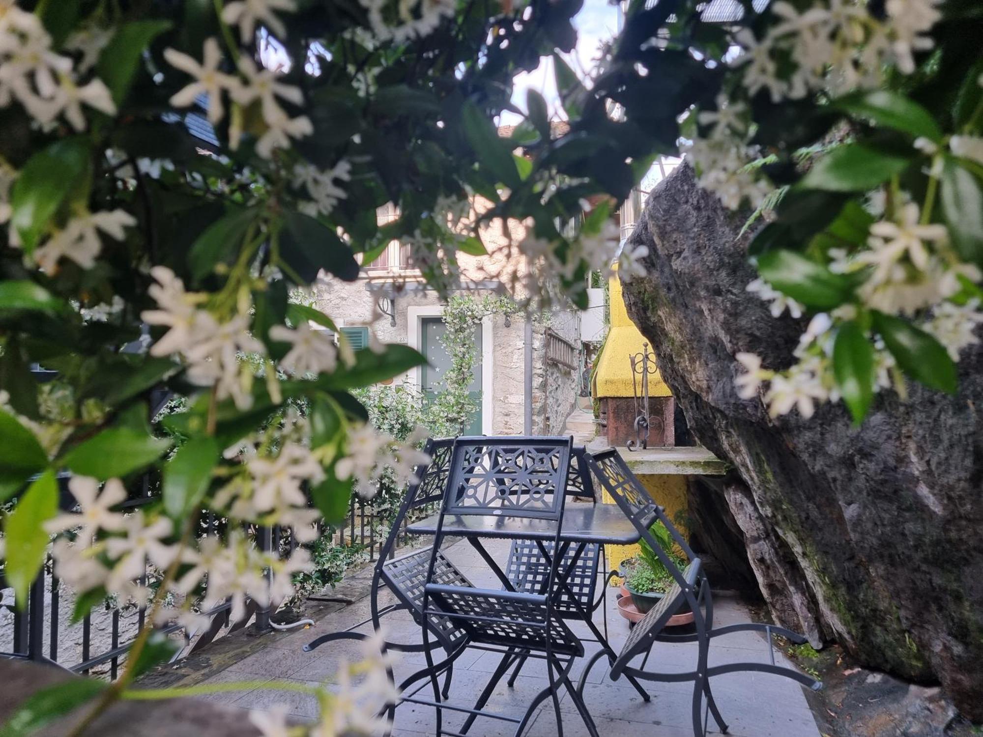 Casa Contadina Apartment Vercana ภายนอก รูปภาพ