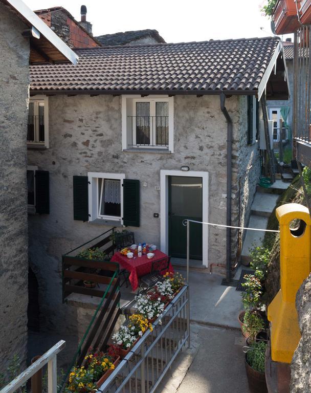 Casa Contadina Apartment Vercana ภายนอก รูปภาพ