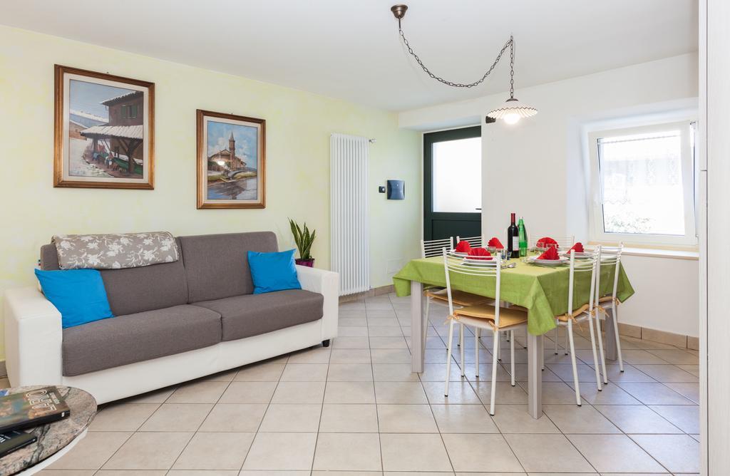 Casa Contadina Apartment Vercana ภายนอก รูปภาพ
