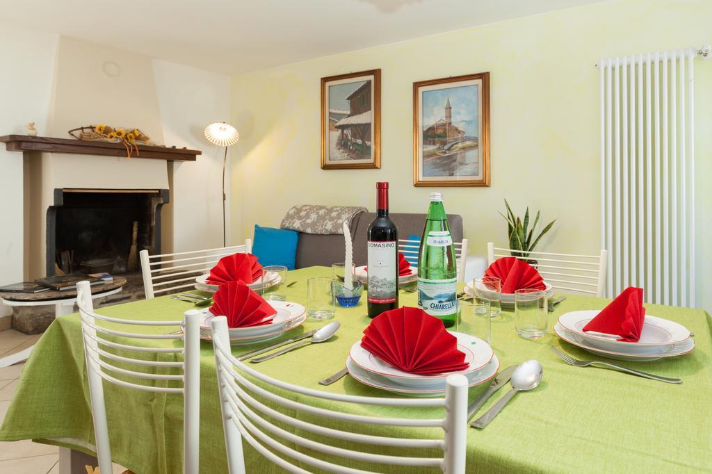Casa Contadina Apartment Vercana ภายนอก รูปภาพ