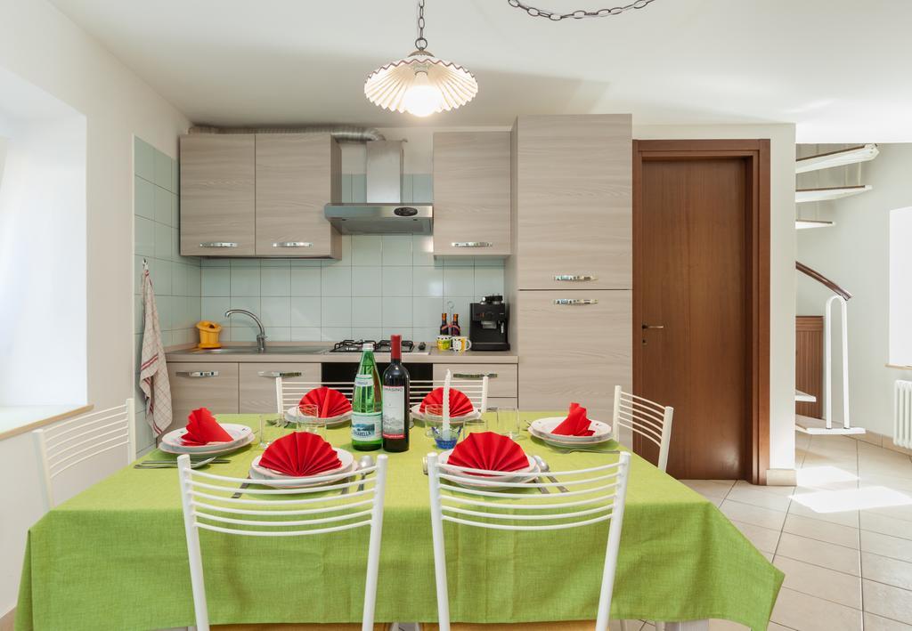 Casa Contadina Apartment Vercana ภายนอก รูปภาพ