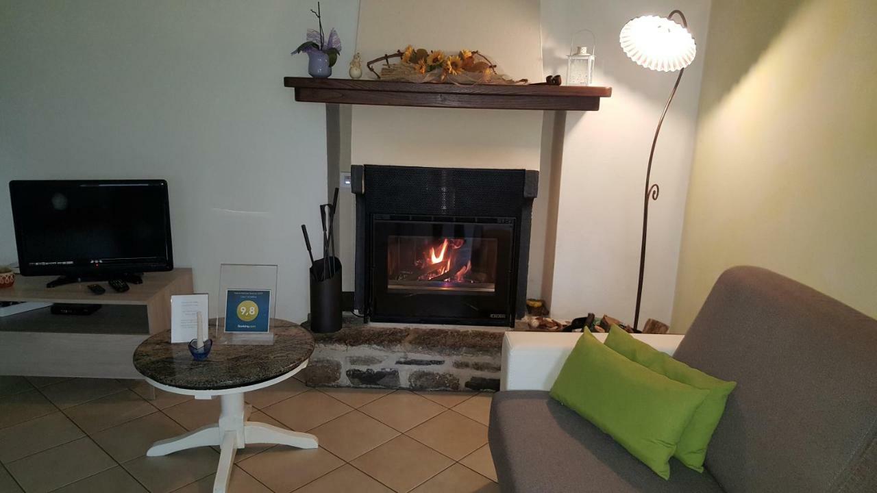 Casa Contadina Apartment Vercana ภายนอก รูปภาพ